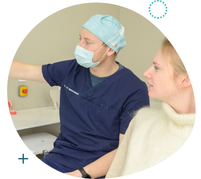 Prise en charge orthodontie pour les plus de 16 ans - Docteurs Petitprez & Vandeweghe - Orthodontistes à Estaires.
